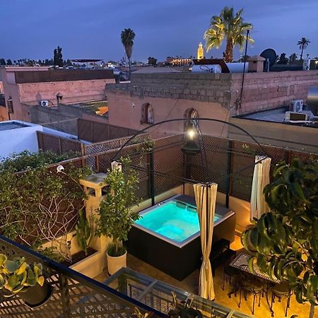 Riad Art De Vivre Avec Jacuzzi マラケシュ エクステリア 写真
