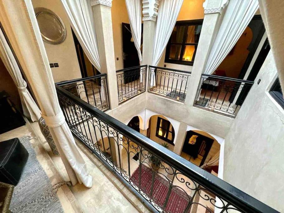 Riad Art De Vivre Avec Jacuzzi マラケシュ エクステリア 写真