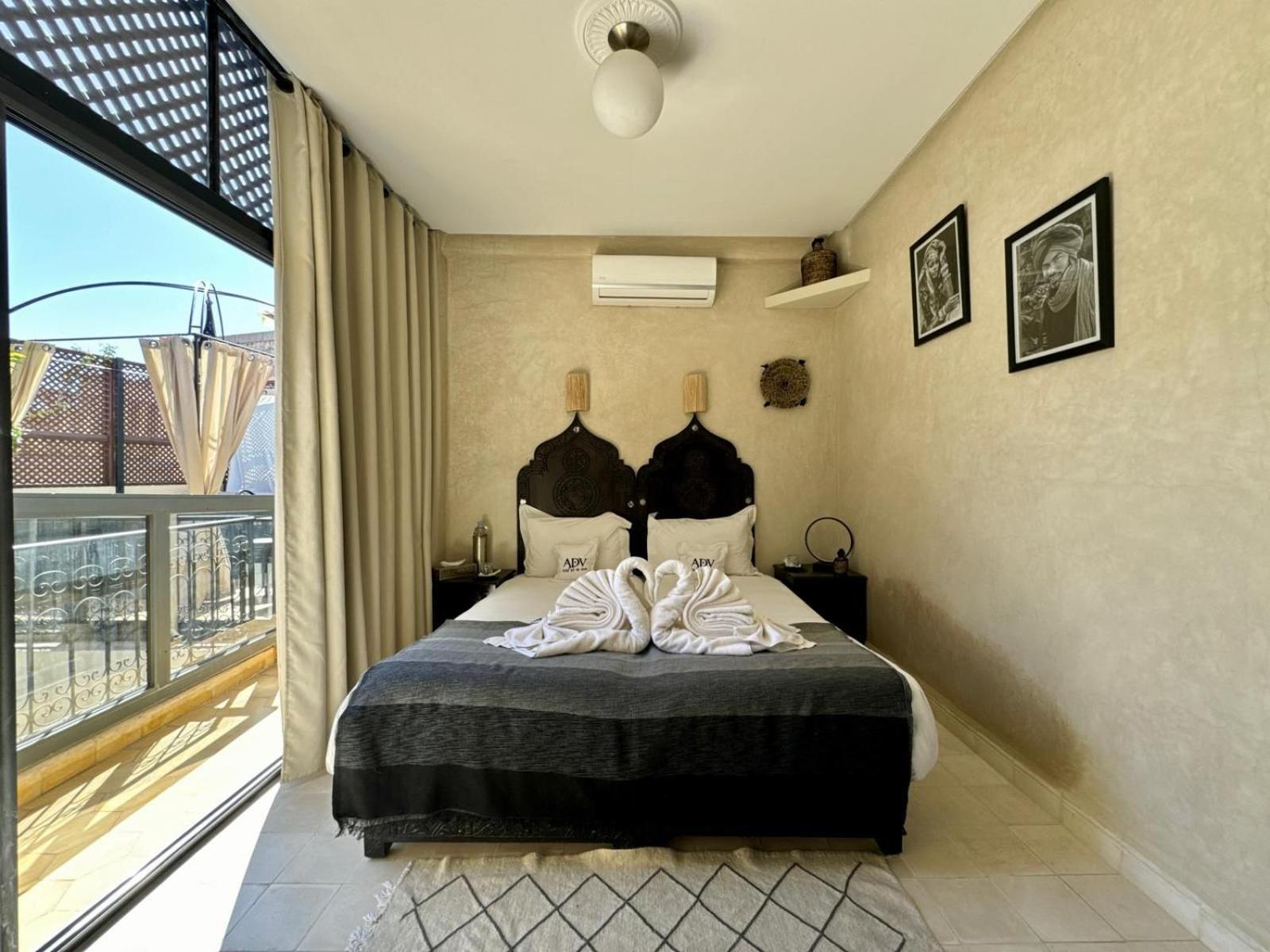 Riad Art De Vivre Avec Jacuzzi マラケシュ エクステリア 写真