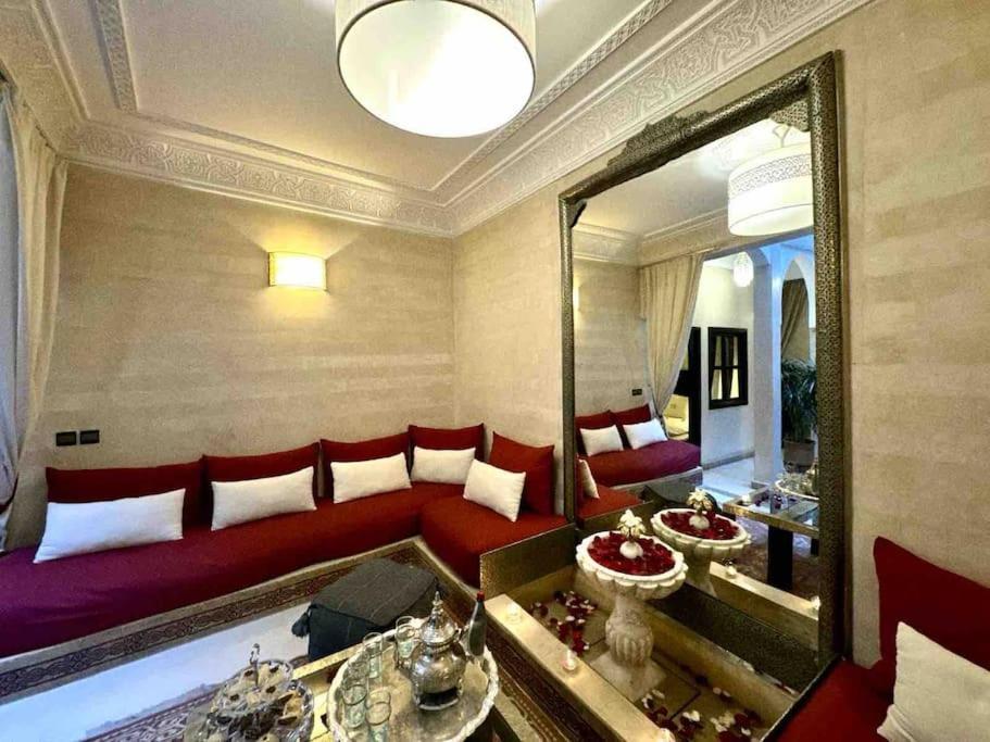 Riad Art De Vivre Avec Jacuzzi マラケシュ エクステリア 写真