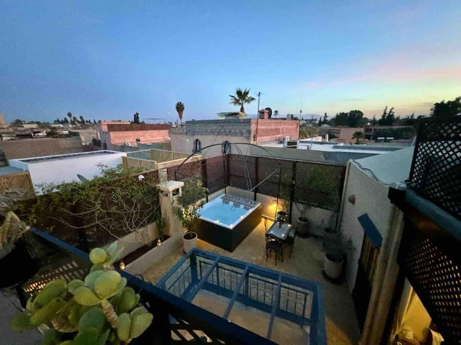Riad Art De Vivre Avec Jacuzzi マラケシュ エクステリア 写真